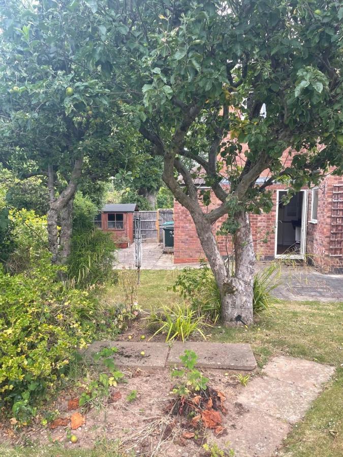 5 Bed House, 32 Tutbury Avenue, Cannon Park, Coventry, Cv4 7Bj Villa Eksteriør billede